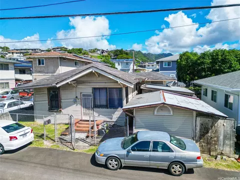 708 Panui St, Honolulu, HI 96817
