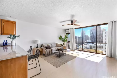 60 N Beretania St #1901, Honolulu, HI 96817