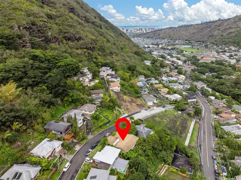 2348 Kuahea St, Honolulu, HI 96816