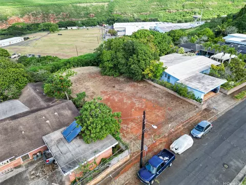1301 Kaweloka St, Pearl City, HI 96782