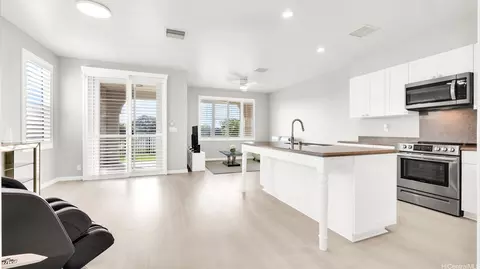 91-2220 Kaiwawalo St #5501, Ewa Beach, HI 96706