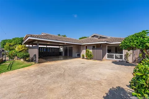 3228 Esther St, Honolulu, HI 96815