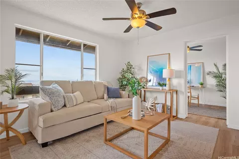 92-1124 Panana St #320, Kapolei, HI 96707
