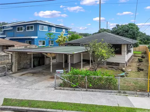 1715 Owawa St, Honolulu, HI 96819