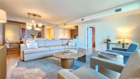 383 Kalaimoku St #3305, Honolulu, HI 96815