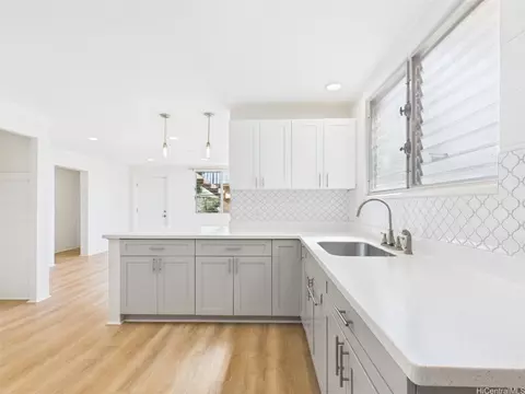 94-880 Mokuahi St, Waipahu, HI 96797