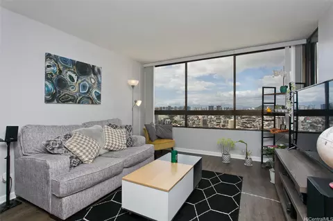 2499 Kapiolani Blvd #3706, Honolulu, HI 96826
