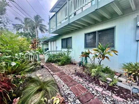 758 Kanaha St #A, Kailua, HI 96734