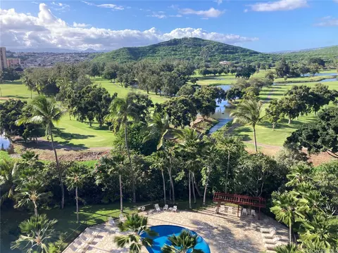 5333 Likini St #902, Honolulu, HI 96818