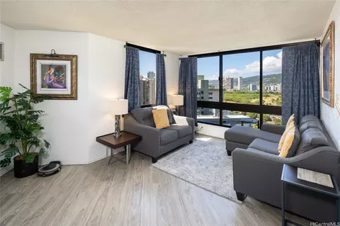 300 Wai Nani Way #1718-II, Honolulu, HI 96815