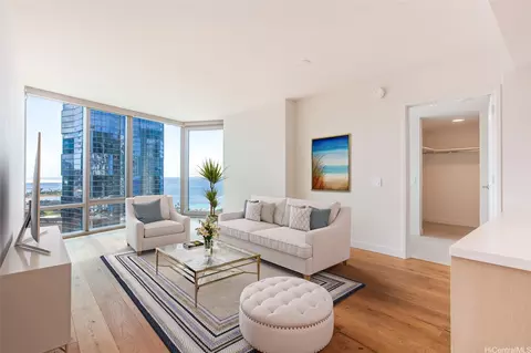 1001 Queen St #2402, Honolulu, HI 96814