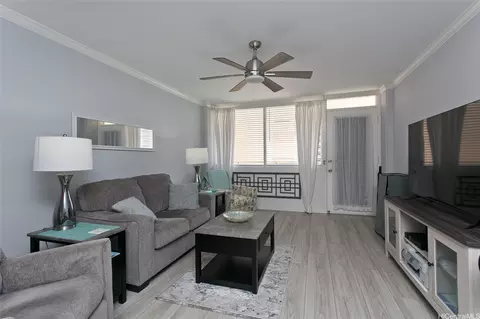 1720 Ala Moana Blvd #1004, Honolulu, HI 96815