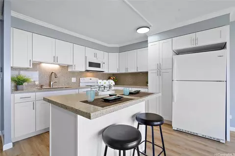 1515 Nuuanu Ave #2054, Honolulu, HI 96817