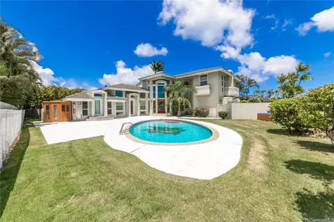 629 Ulili St, Honolulu, HI 96816