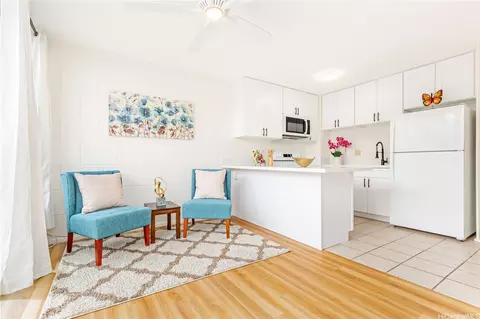 2845 Waialae Ave #313, Honolulu, HI 96826