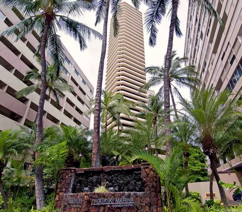 1700 Ala Moana Blvd #2401, Honolulu, HI 96815