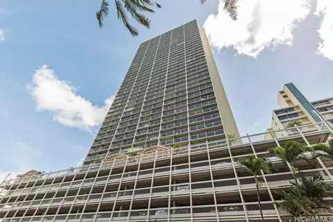 445 Seaside Ave #2417, Honolulu, HI 96815