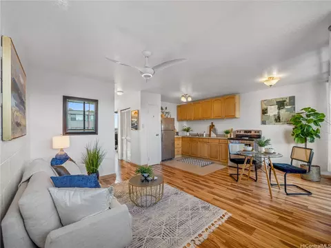 1105 Acacia Rd #309, Pearl City, HI 96782