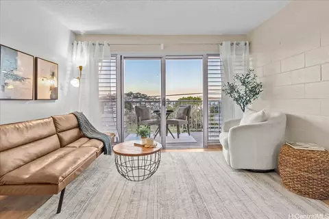 45-342 Lilipuna Rd #307, Kaneohe, HI 96744