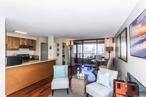 1778 Ala Moana Blvd #1907, Honolulu, HI 96815