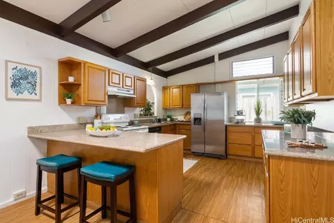 529 Ilimano St, Kailua, HI 96734