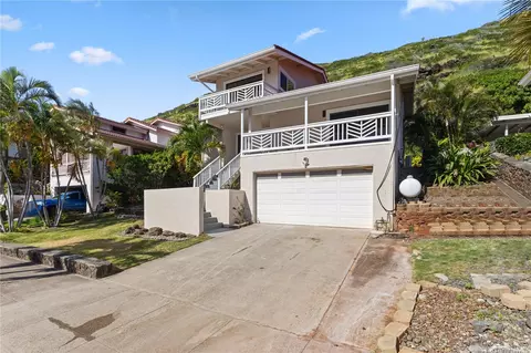 1120 Kahului St, Honolulu, HI 96825