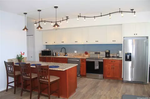 931 University Ave #306, Honolulu, HI 96826