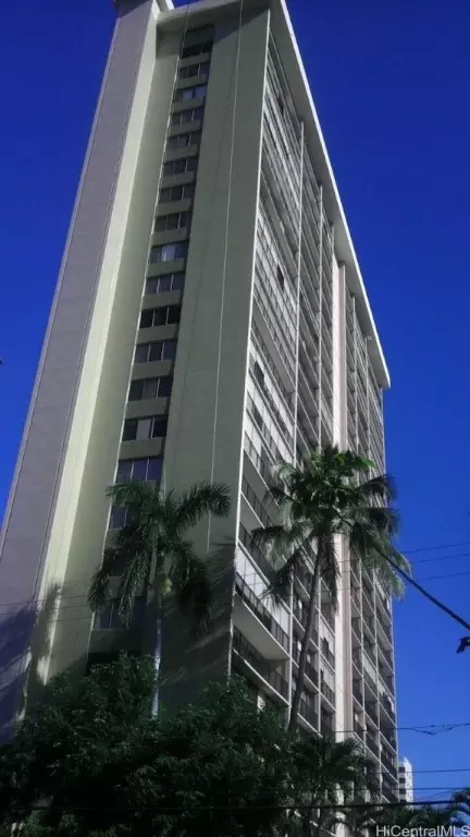 1561 Pensacola St #604, Honolulu, HI 96822