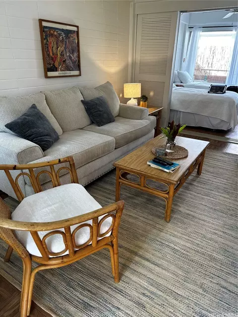 417 Nohonani St #302, Honolulu, HI 96815