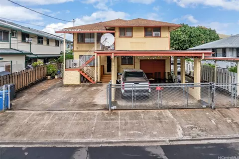 94-1046 Nalii St, Waipahu, HI 96797