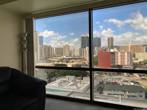 1750 Kalakaua Ave #1101, Honolulu, HI 96826