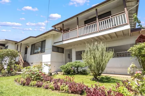 2118 Kono Pl, Honolulu, HI 96819