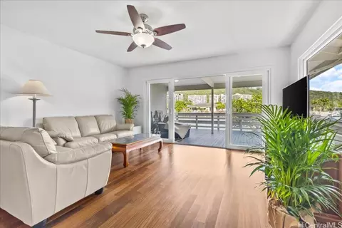 505 Opihikao Pl #12, Honolulu, HI 96825