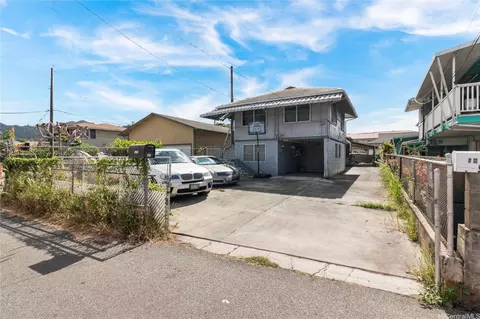 1655 Gulick Ave, Honolulu, HI 96819