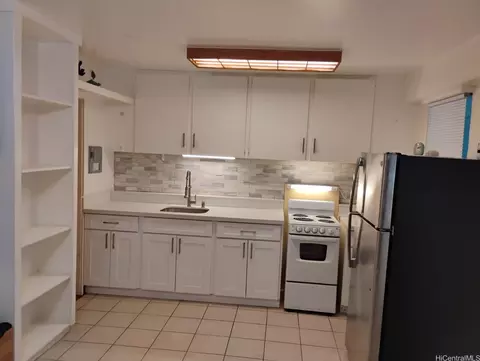 410 Nahua St #113, Honolulu, HI 96815