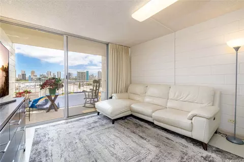 910 Kapahulu Ave #607, Honolulu, HI 96816