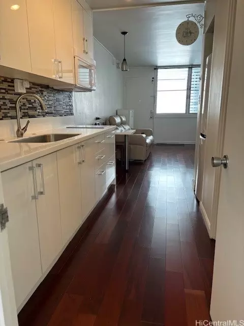 1550 Rycroft St #428, Honolulu, HI 96814