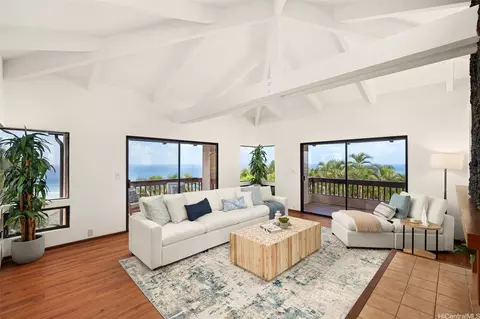 145 Maono Pl, Honolulu, HI 96821