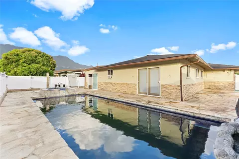 41-1642 Humuka Loop, Waimanalo, HI 96795