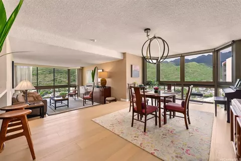 531 Hahaione St #2/16A, Honolulu, HI 96825