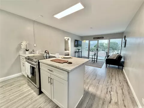 45-342 Lilipuna Rd #210, Kaneohe, HI 96744