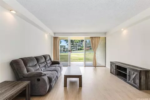 95-2047 Waikalani Pl #D105, Mililani, HI 96789