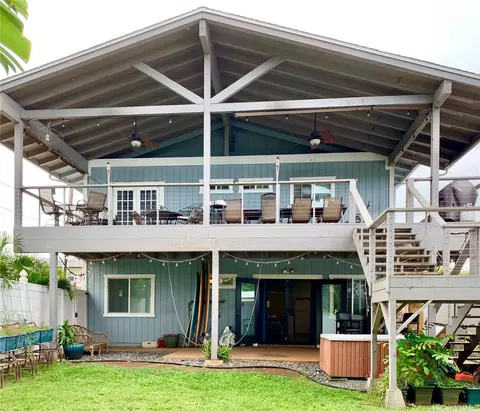 66-496 Paalaa Rd #A, Haleiwa, HI 96712