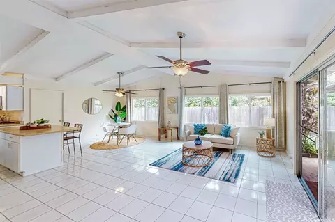 361 Awakea Rd, Kailua, HI 96734