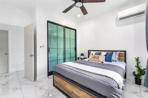 2364 Makanani Dr, Honolulu, HI 96817