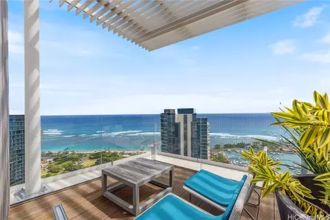 1001 Queen St #1215, Honolulu, HI 96814