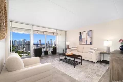 1520 Ward Ave #501, Honolulu, HI 96822
