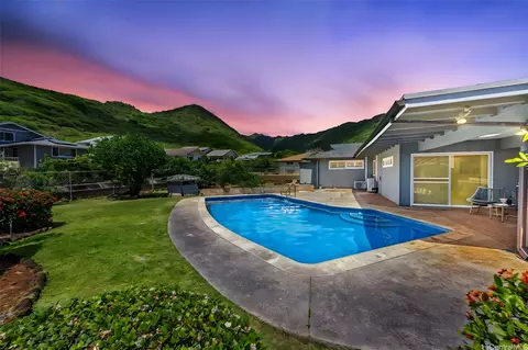 344 Halaki St, Honolulu, HI 96821