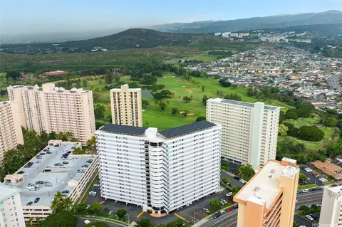 1128 Ala Napunani St #503, Honolulu, HI 96818