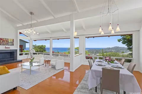 1735 Laukahi St, Honolulu, HI 96821